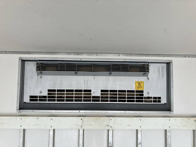 いすゞエルフ冷凍車（冷蔵車）小型（2t・3t）[写真17]