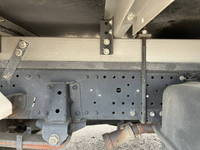 いすゞエルフ冷凍車（冷蔵車）小型（2t・3t）[写真24]