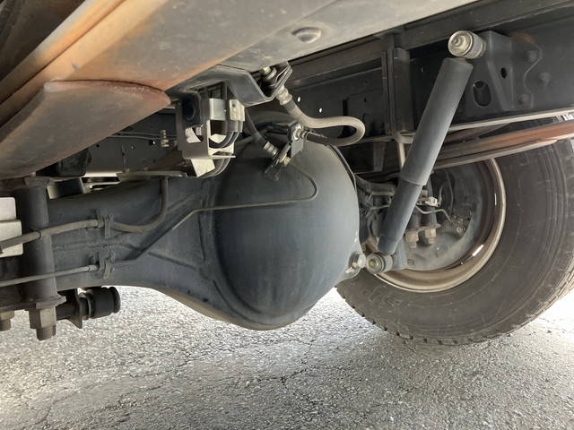 いすゞエルフ冷凍車（冷蔵車）小型（2t・3t）[写真25]