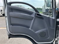 いすゞエルフ冷凍車（冷蔵車）小型（2t・3t）[写真28]