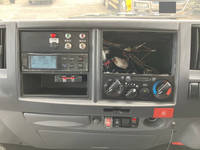 いすゞエルフ冷凍車（冷蔵車）小型（2t・3t）[写真37]