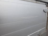 日野レンジャー幌ウイング中型（4t）[写真23]