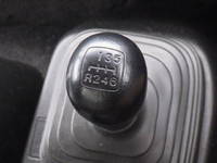 日野レンジャー幌ウイング中型（4t）[写真29]