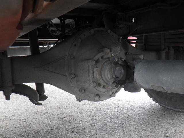 日野レンジャー幌ウイング中型（4t）[写真32]