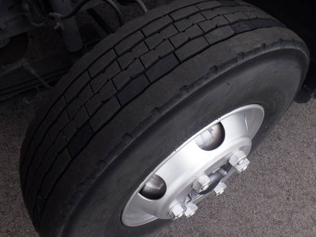 日野レンジャー幌ウイング中型（4t）[写真34]