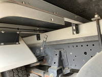 いすゞエルフ冷凍車（冷蔵車）小型（2t・3t）[写真24]