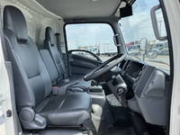 いすゞエルフ冷凍車（冷蔵車）小型（2t・3t）[写真32]