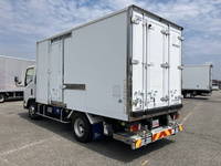 いすゞエルフ冷凍車（冷蔵車）小型（2t・3t）[写真04]