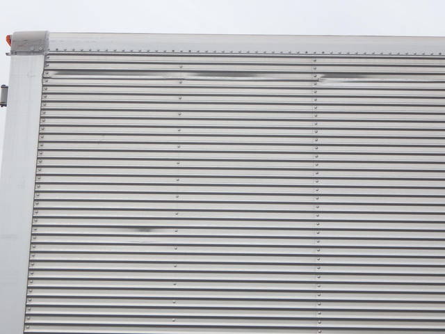 トヨタダイナアルミウイング小型（2t・3t）[写真14]