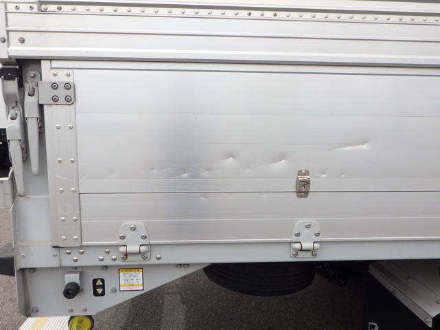 トヨタダイナアルミウイング小型（2t・3t）[写真15]