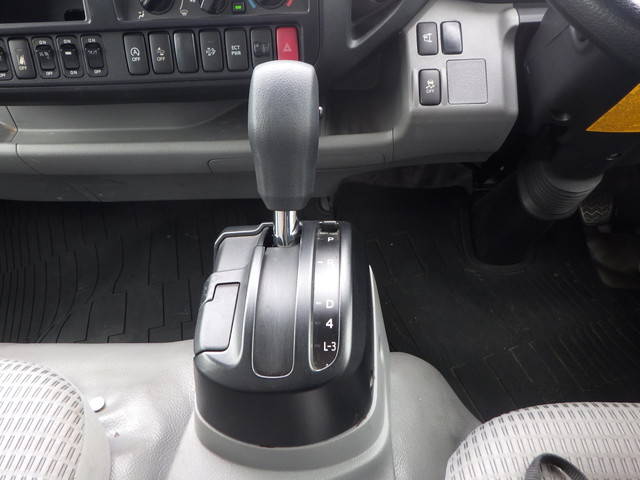 トヨタダイナアルミウイング小型（2t・3t）[写真24]