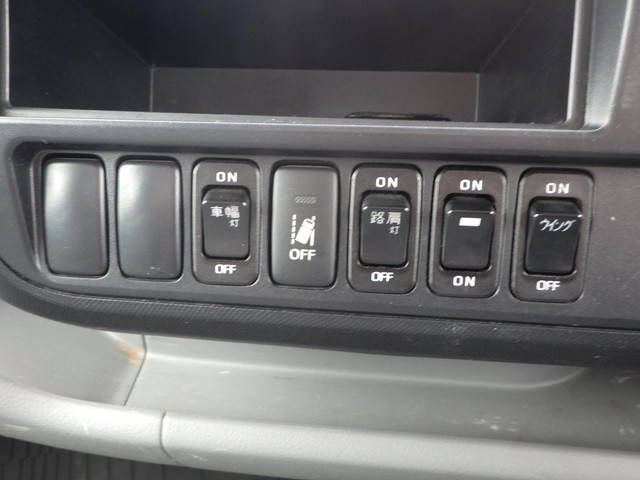 トヨタダイナアルミウイング小型（2t・3t）[写真26]