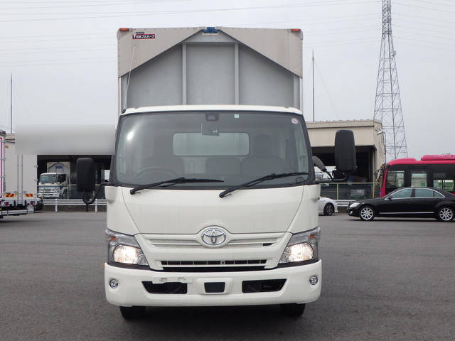 トヨタダイナアルミウイング小型（2t・3t）[写真03]