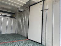 いすゞエルフ冷凍車（冷蔵車）小型（2t・3t）[写真14]