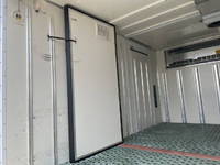 いすゞエルフ冷凍車（冷蔵車）小型（2t・3t）[写真15]