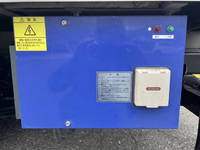 いすゞエルフ冷凍車（冷蔵車）小型（2t・3t）[写真24]