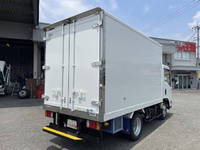 いすゞエルフ冷凍車（冷蔵車）小型（2t・3t）[写真02]