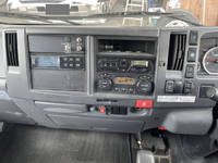 いすゞエルフ冷凍車（冷蔵車）小型（2t・3t）[写真37]