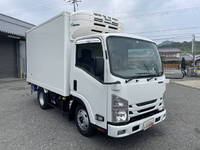 いすゞエルフ冷凍車（冷蔵車）小型（2t・3t）[写真04]