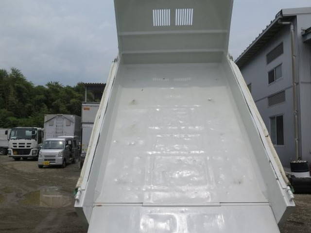 いすゞフォワードダンプ中型（4t）[写真09]