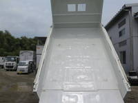 いすゞフォワードダンプ中型（4t）[写真10]