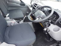 日野デュトロ平ボディ小型（2t・3t）[写真13]