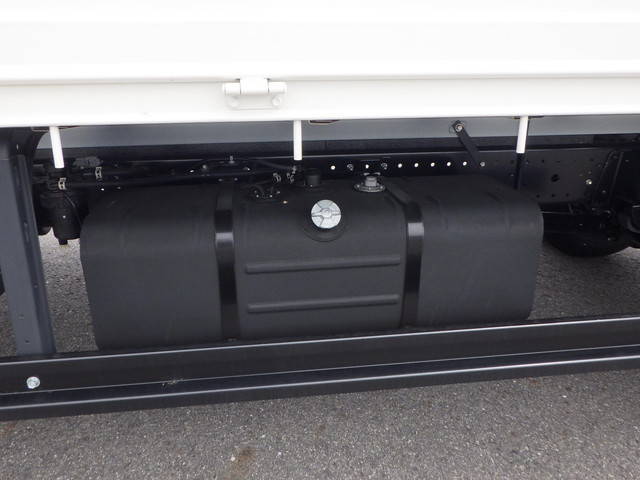 日野デュトロ平ボディ小型（2t・3t）[写真22]