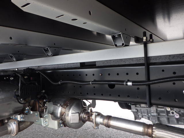 日野デュトロ平ボディ小型（2t・3t）[写真24]