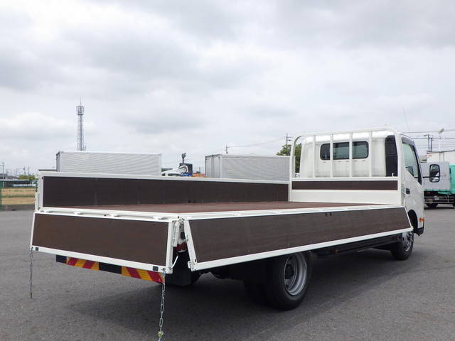 日野デュトロ平ボディ小型（2t・3t）[写真08]