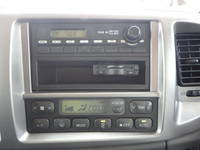 日野レンジャー幌ウイング中型（4t）[写真22]