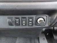 日野レンジャー幌ウイング中型（4t）[写真23]