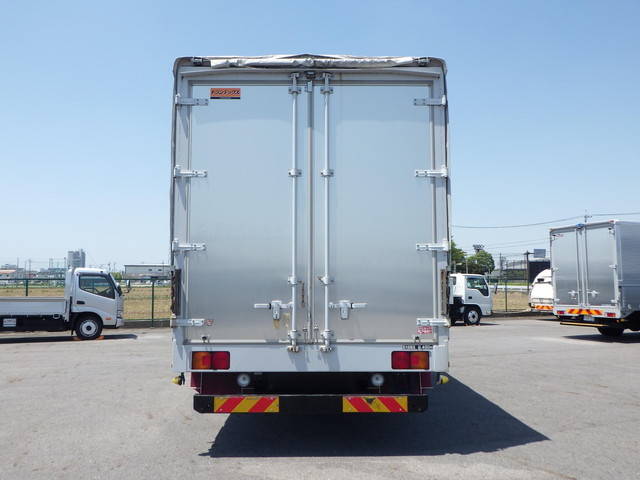 日野レンジャー幌ウイング中型（4t）[写真07]