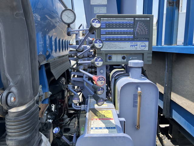 トヨタダイナクレーン4段小型（2t・3t）[写真17]