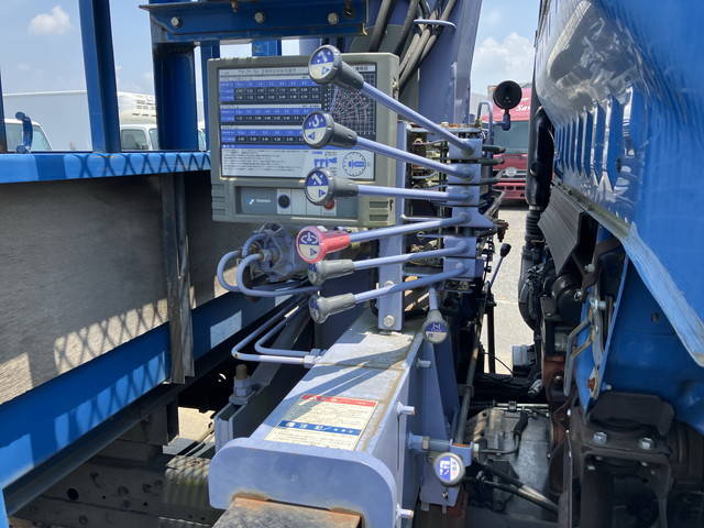 トヨタダイナクレーン4段小型（2t・3t）[写真18]