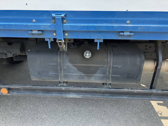 トヨタダイナクレーン4段小型（2t・3t）[写真24]