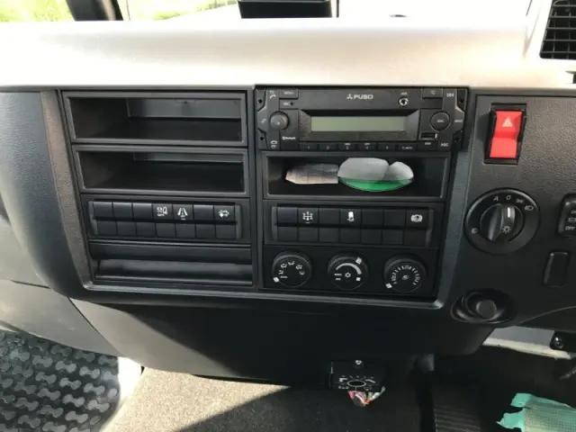 三菱ふそうファイターセルフクレーン4段中型（4t）[写真13]