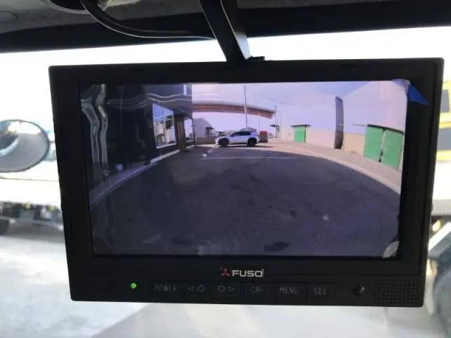 三菱ふそうファイターセルフクレーン4段中型（4t）[写真16]