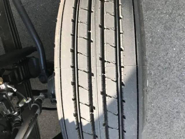 三菱ふそうファイターセルフクレーン4段中型（4t）[写真22]