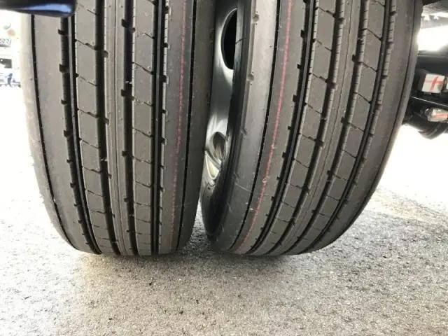 三菱ふそうファイターセルフクレーン4段中型（4t）[写真23]