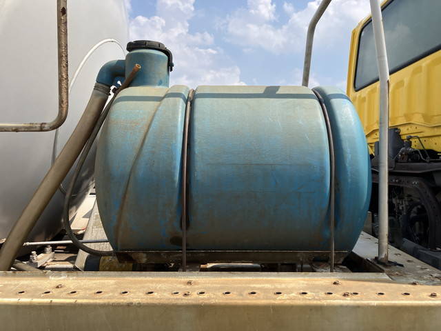 三菱ふそうスーパーグレートミキサー車（コンクリートミキサー）大型（10t）[写真14]