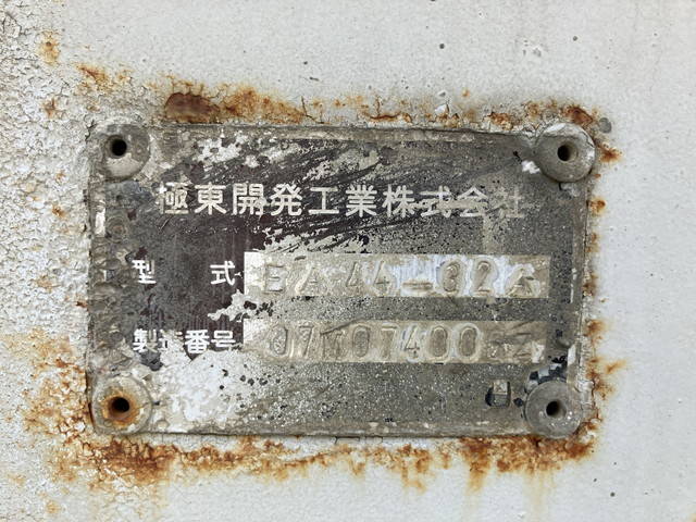 三菱ふそうスーパーグレートミキサー車（コンクリートミキサー）大型（10t）[写真17]