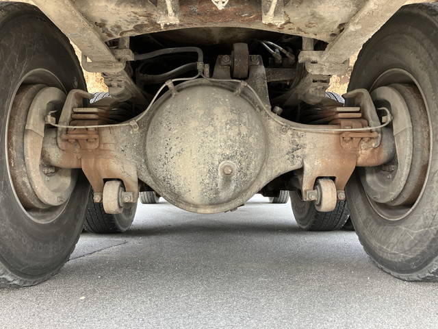 三菱ふそうスーパーグレートミキサー車（コンクリートミキサー）大型（10t）[写真22]