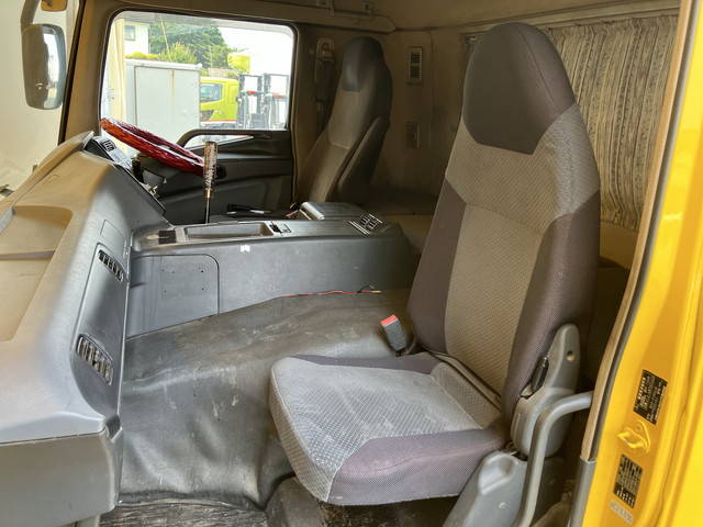 三菱ふそうスーパーグレートミキサー車（コンクリートミキサー）大型（10t）[写真27]