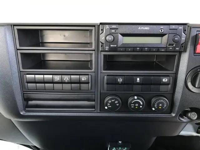 三菱ふそうファイタークレーン4段中型（4t）[写真11]