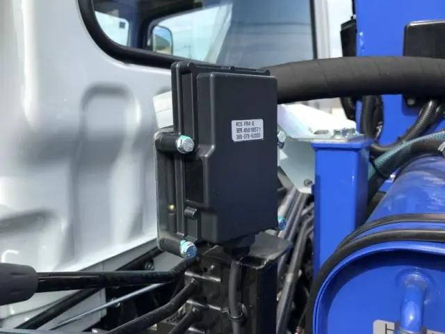 三菱ふそうファイタークレーン4段中型（4t）[写真29]