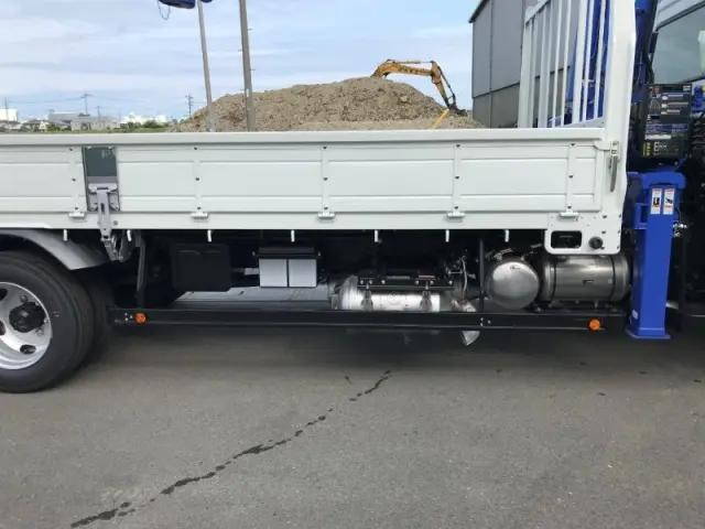 三菱ふそうファイタークレーン4段中型（4t）[写真33]