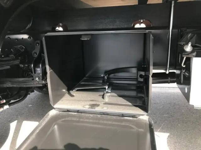 三菱ふそうファイタークレーン4段中型（4t）[写真35]