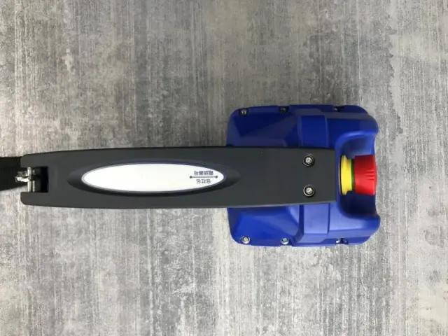 三菱ふそうファイタークレーン4段中型（4t）[写真38]