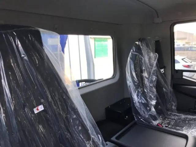 三菱ふそうファイタークレーン4段中型（4t）[写真07]