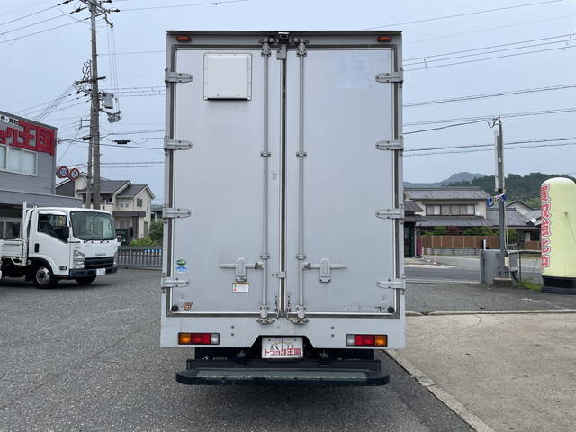 三菱ふそうキャンターアルミバン小型（2t・3t）[写真10]